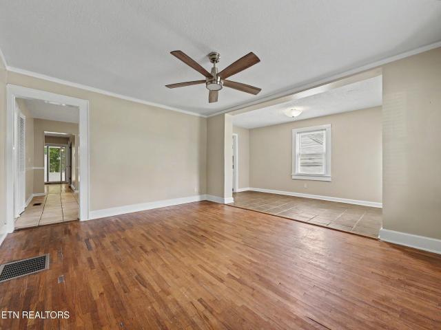 120 Lonas Drive