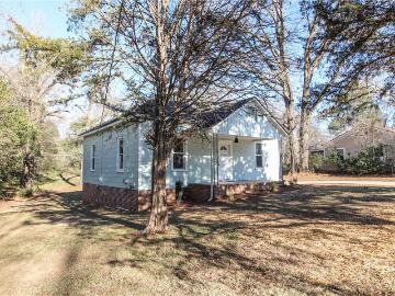 120 Lata Terrace NW