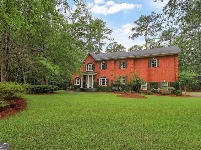 120 Lake Tomacheechee Drive