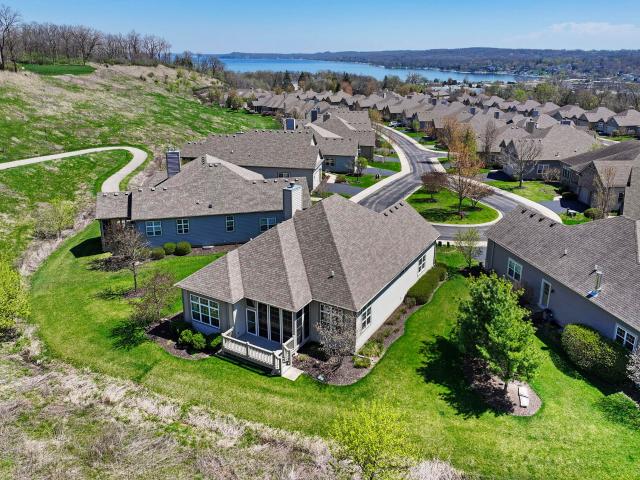120 Lake Vista Ct