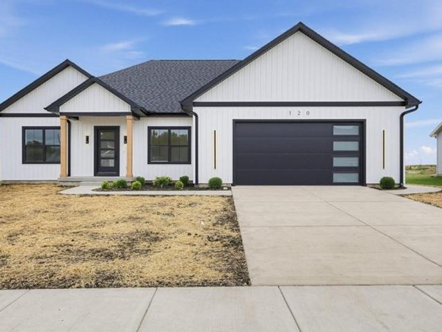 120 Lea Ln, Forsyth, IL 62535