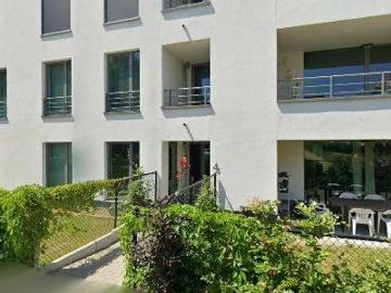 120 m2 apartment for rent in Aat