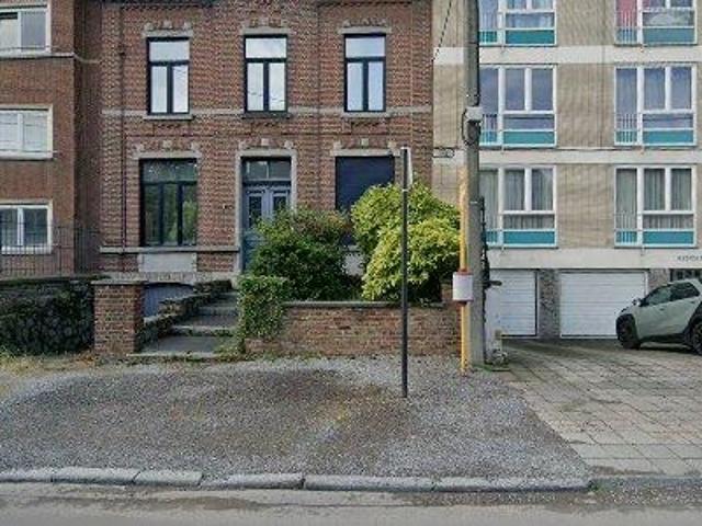 120 m2 apartment for rent in Charleroi