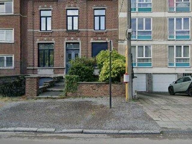 120 m2 apartment for rent in Charleroi