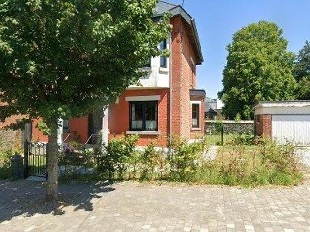 120 m2 apartment for rent in Chimay