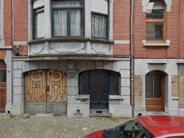 120 m2 apartment for rent in Luik