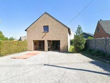 120 m2 apartment for rent in Profondeville