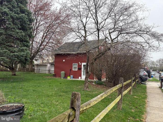 120 Mayberry Avenue