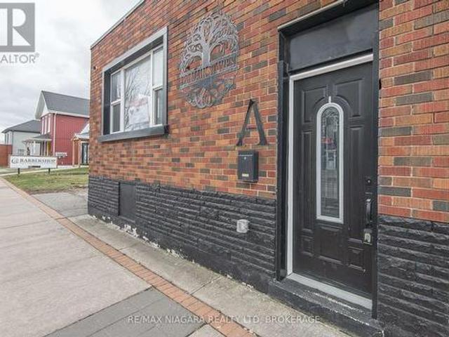 120 Main Street W, Port Colborne Main Street, ON, L3K 3V2 house for sale | Listing ID X13794 | Royal LePage