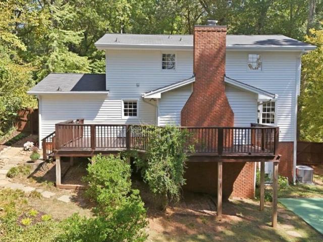 120 Maple Lane