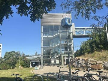 120 Meter zur U1 Oberlaa Sonnige, barrierefreie südseitige Wohnung inkl. Küche