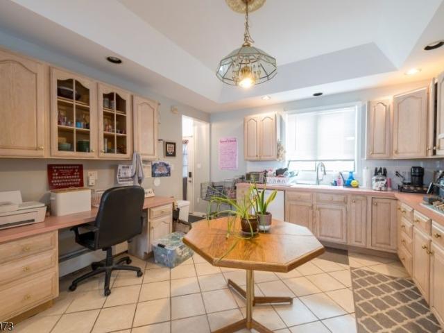 120 Milligan Pl, South Orange Village Twp. Us, nj