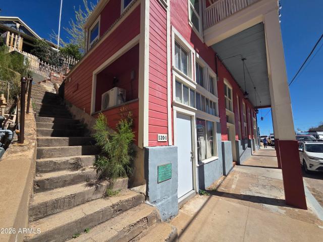 120 Naco Road