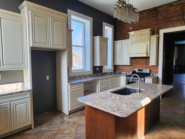 120 S Park Ave, Rensselaer, IN 47978 | MLS #833983