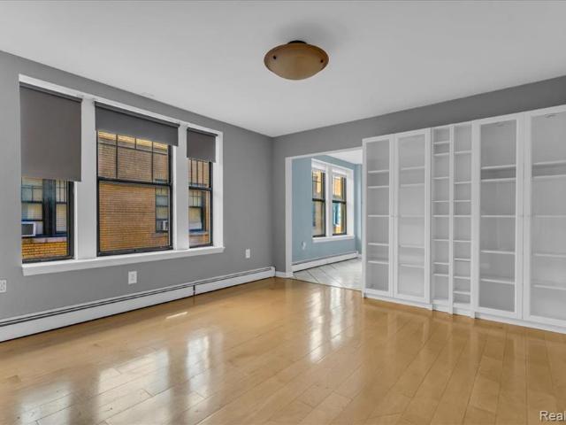 120 Seward Street # 209