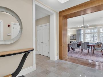 120 Seaver St Unit C102, Brookline, US, MA