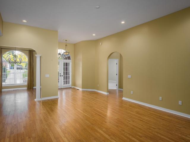 120 Shelley Ln