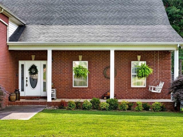 120 Strassle Dr