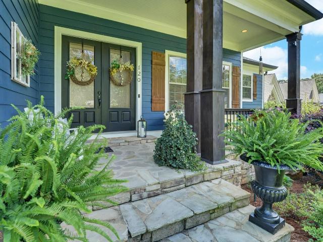 120 Ponderosa Drive