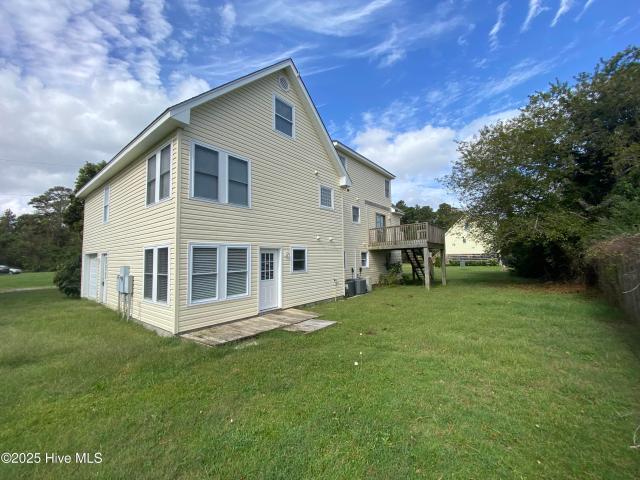 120 Perkins Lane