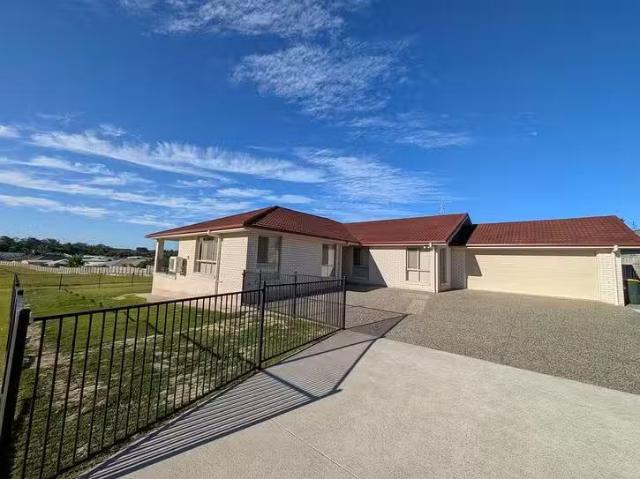 120 Pine Camp Road, Beerwah, QLD 4519