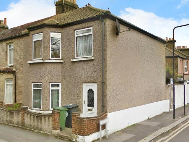 120 Pretoria Avenue, London, E17 6SN, United Kingdom | 4 bed house for rent #138932256 | Rentberry