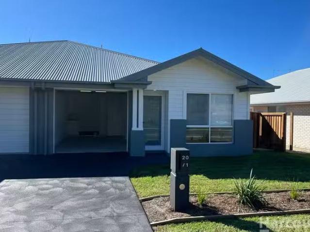 1/20 Rosedale Avenue, South West Rocks, NSW 2431 Duplex / Se.