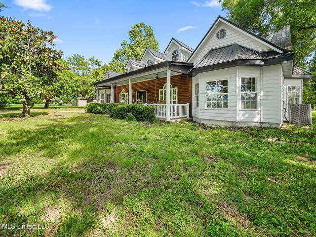 120 Ridge Avenue