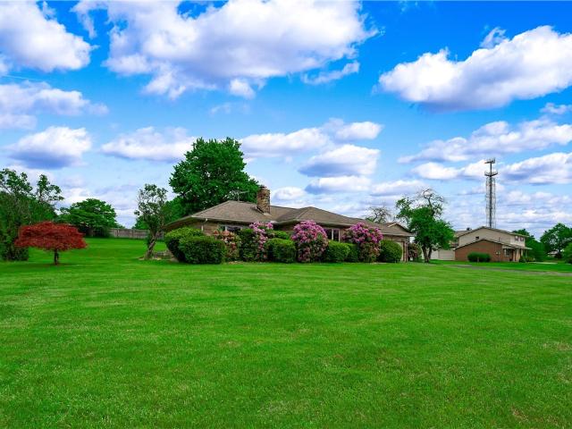 120 W Sunbury Rd