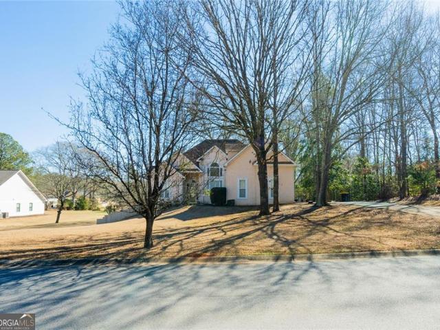 120 Warren Way