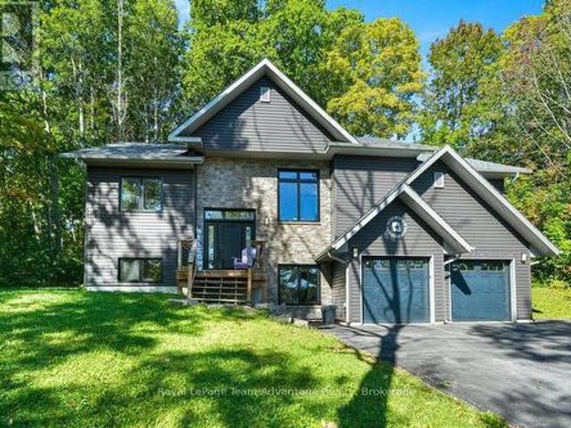 120 William Street, Parry Sound, ON, P2A 1V8 house for sale | Listing ID X13820 | Royal LePage