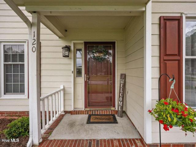 120 Winthrope Way