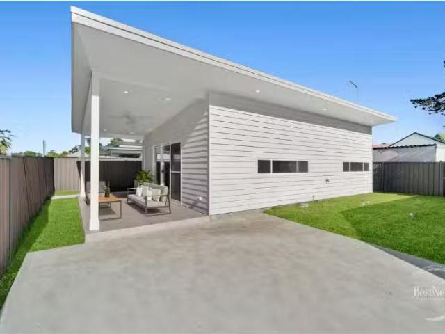 120a Carpenter Street, Colyton Apartment for rent Listed by A.