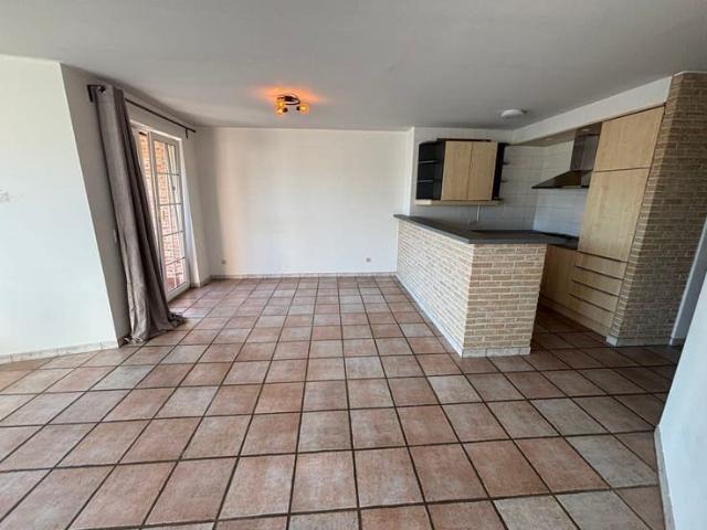 120m2 Appartement 2de verdieping met 2 slpk/1bdk/garage