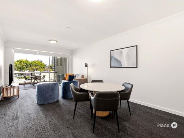 120sqm of Space, Resort Style Amenities and Inner City Convenience