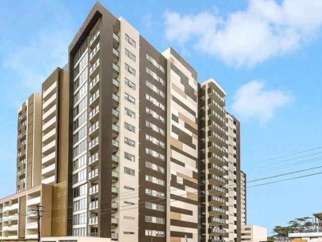 120sqm North facing 2 bed 1 study 1 car train school