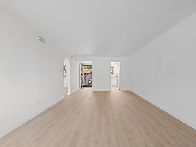12140 Rancho Bernardo Dr B