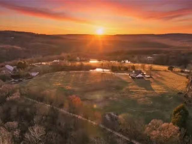 12145 FLOWERS RD, WEST FORK, AR 72774