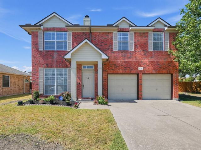 1214 Disraeli Cir