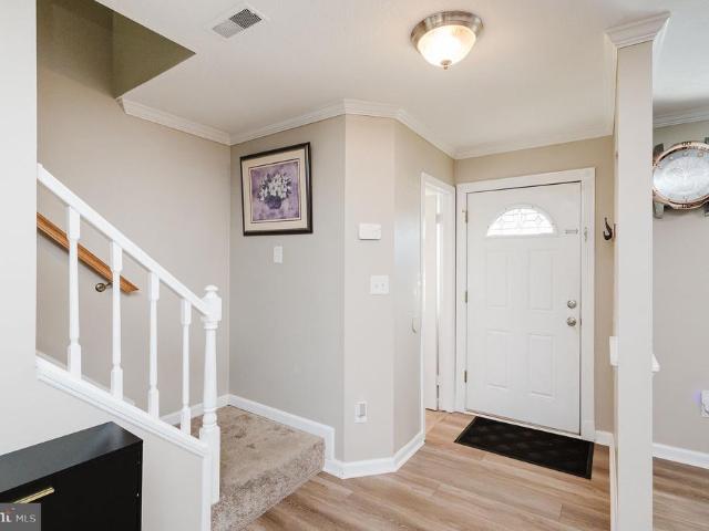 1214 Griffith Place