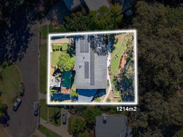 1214m2 Goldmine on 2 titles with 3 lot potential STCA