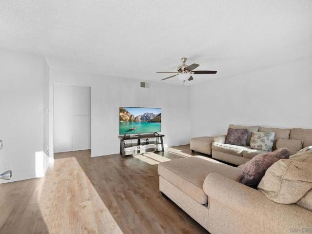 12156 Wintergreen Dr 1