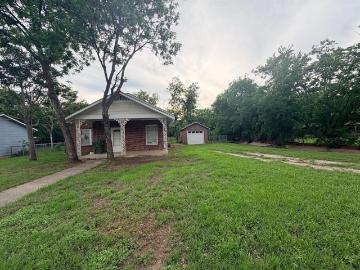 1215 NW 1st Avenue
