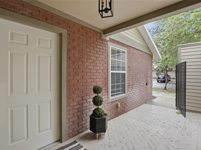 1215 NW 55th St, Unit 7, Gainesville, FL 32605 | MLS #GC538334