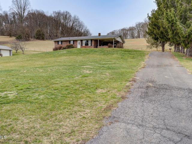 1215 Old Boones Creek Road