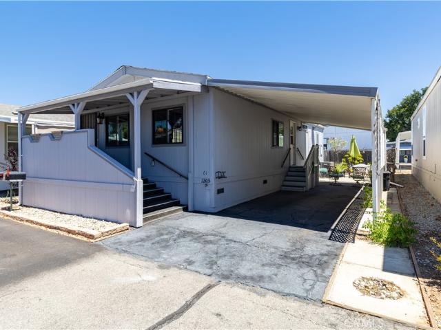 1215 El Camino Real 61