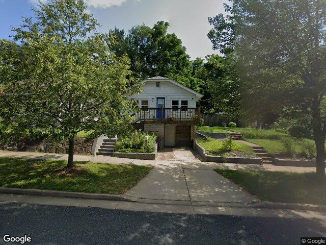 1215 Fairway St, Eau Claire, WI 54701