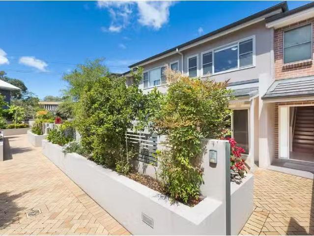 12/15 Hotham Road, Gymea Townhouse for rent Listed by Chantel.