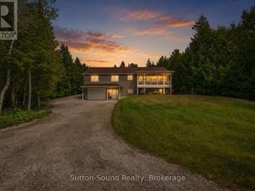 1215 Sunset Drive, South Bruce Peninsula, ON, N0H 1X0 house for sale | Listing ID X13103 | Royal LePage