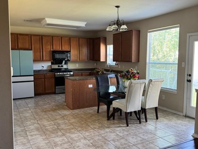 12167 Dawson Cir